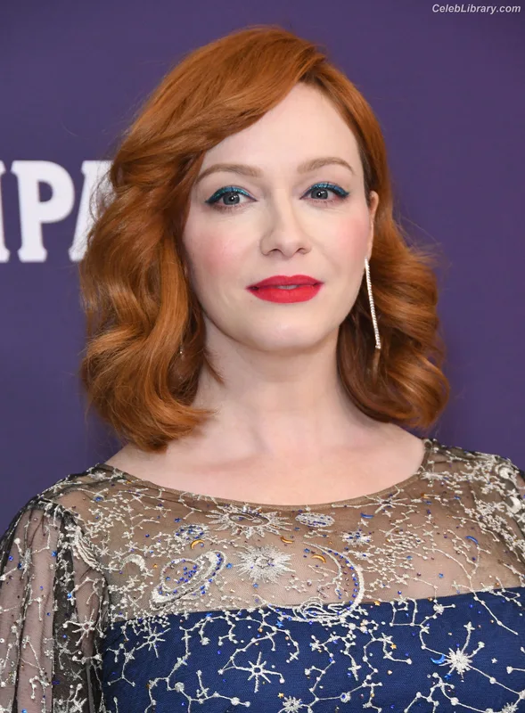 Christina Hendricks photo 10 of 2758