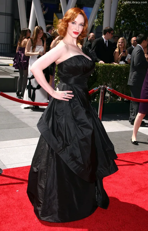 Christina Hendricks photo 15 of 2758