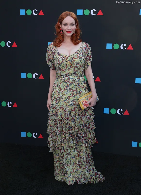 Christina Hendricks photo 5 of 2758