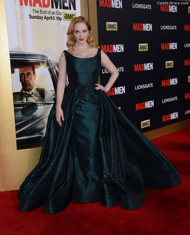 Christina Hendricks photo 7 of 2758