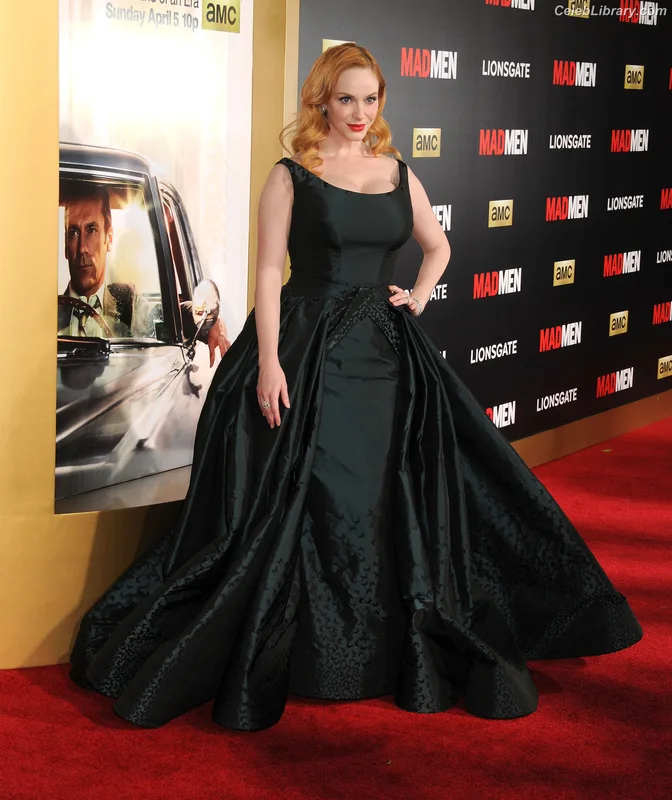 Christina Hendricks photo 14 of 2758