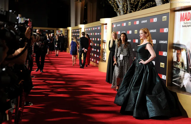 Christina Hendricks photo 13 of 2758