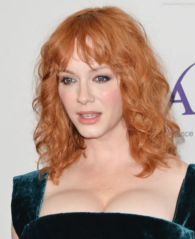 Christina Hendricks photo 18 of 2758