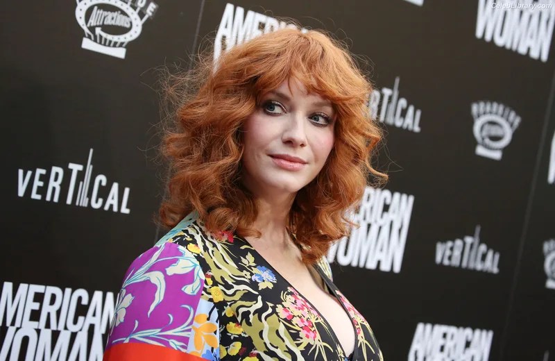 Christina Hendricks photo 21 of 2758