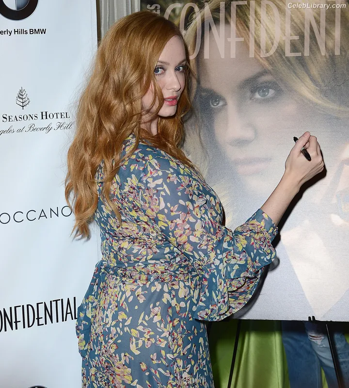 Christina Hendricks photo 24 of 2758