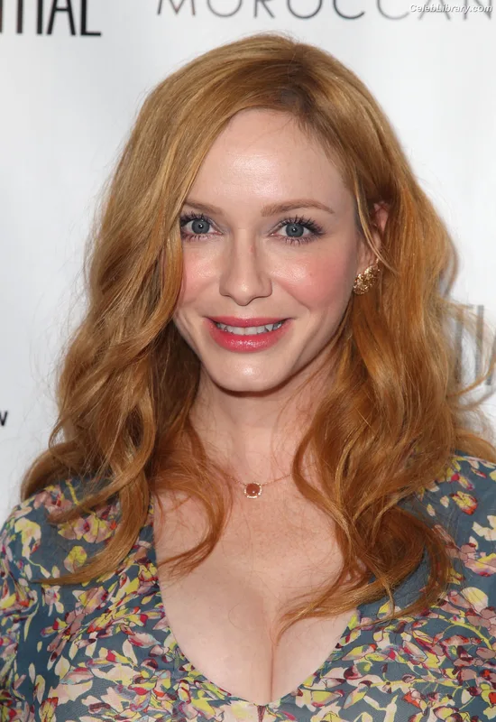 Christina Hendricks photo 9 of 2758