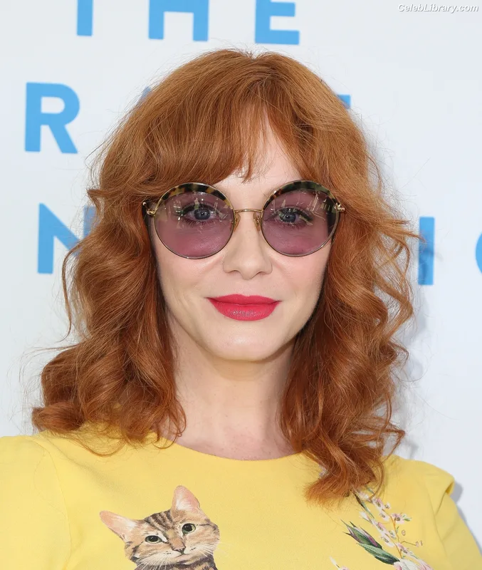 Christina Hendricks photo 3 of 2758