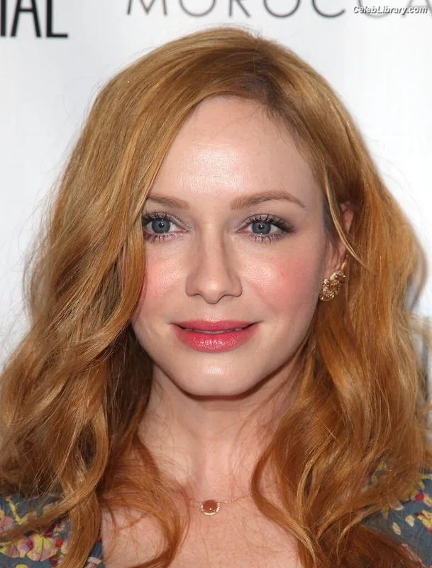 Christina Hendricks photo 12 of 2758