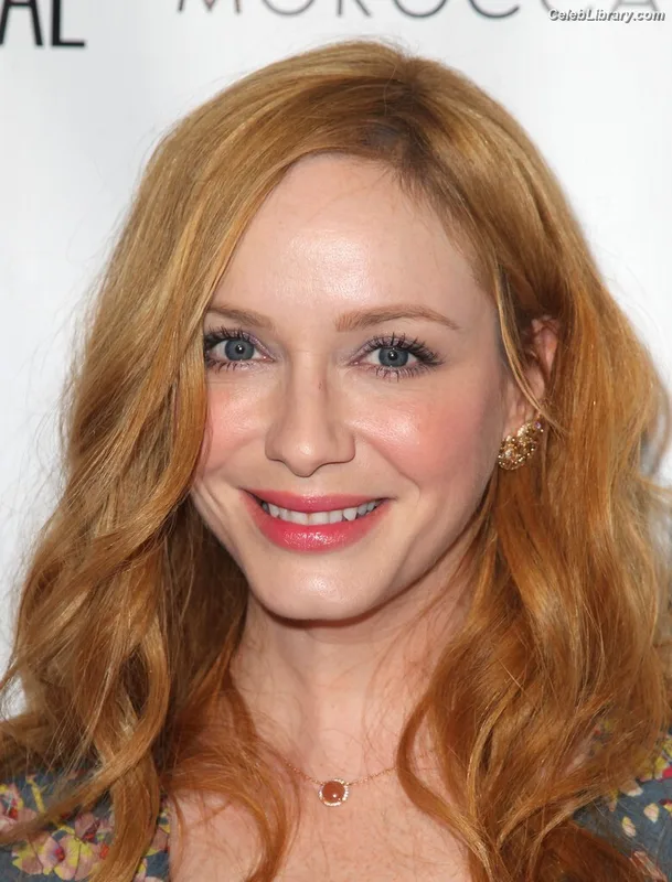 Christina Hendricks photo 16 of 2758