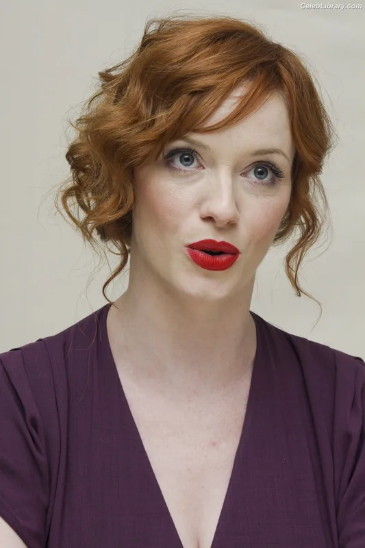 Christina Hendricks photo 11 of 2758