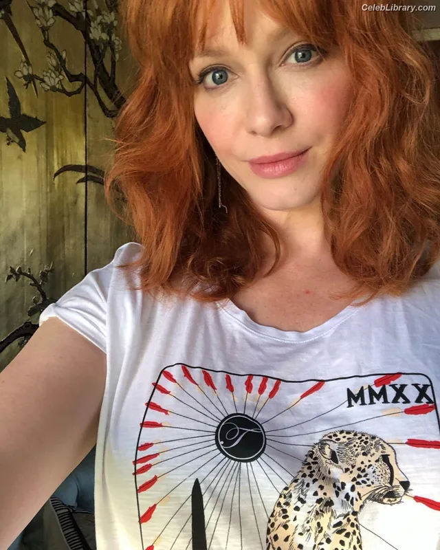 Christina Hendricks photo 19 of 2758