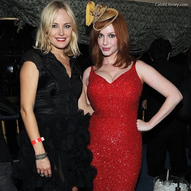 Christina Hendricks photo 13 of 2758