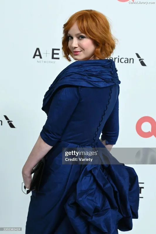 Christina Hendricks photo 20 of 2758