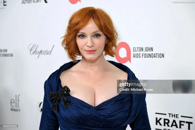 Christina Hendricks photo 22 of 2758