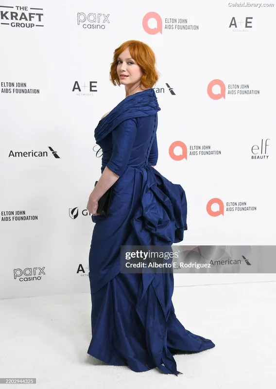 Christina Hendricks photo 5 of 2758