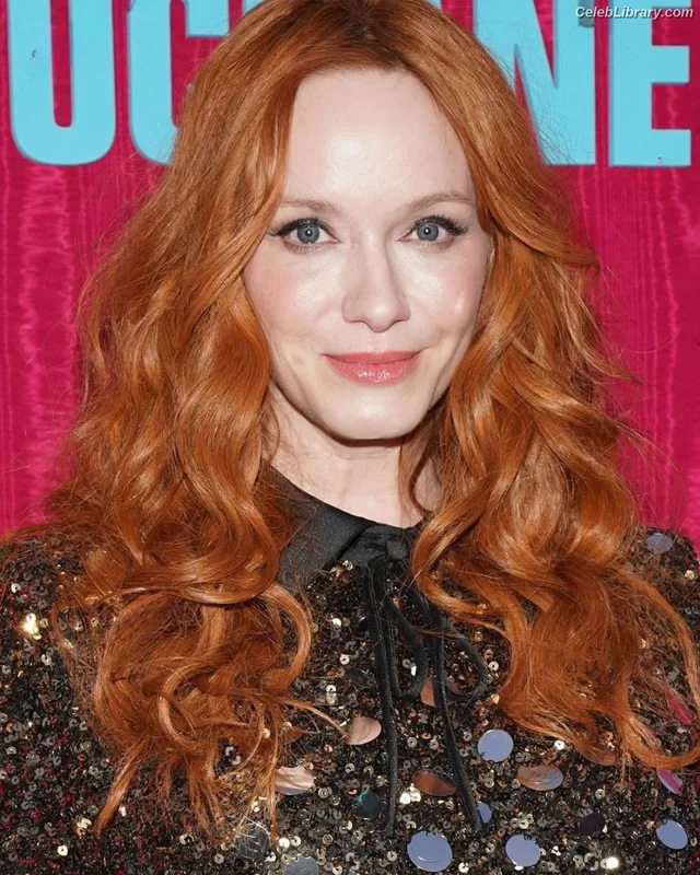 Christina Hendricks photo 19 of 2758