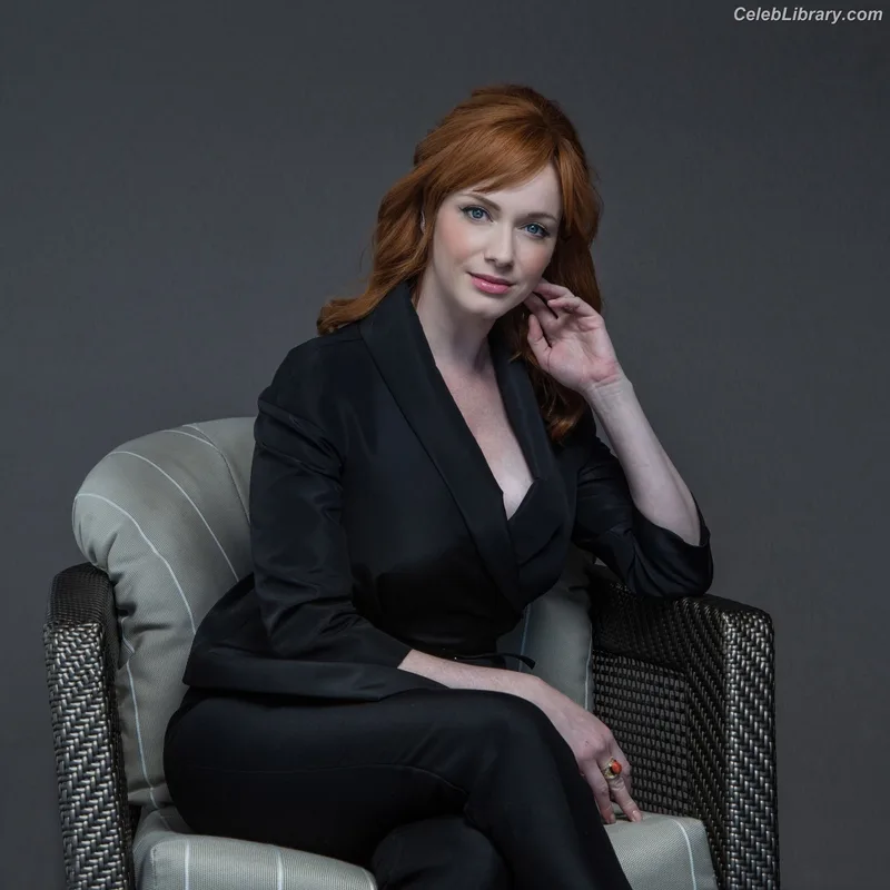 Christina Hendricks photo 24 of 2758