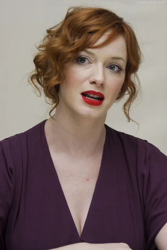 Christina Hendricks photo 12 of 2758