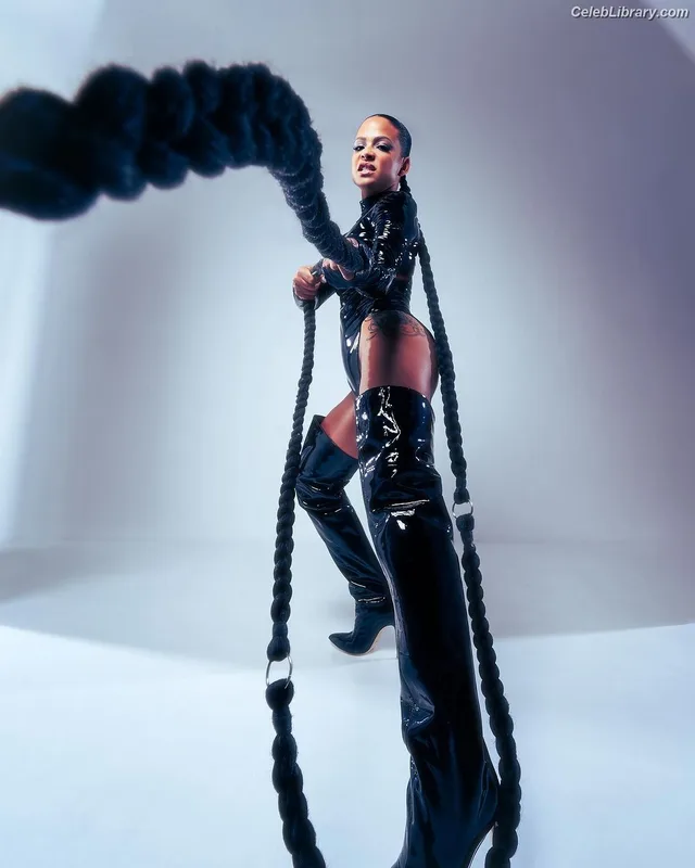 Christina Milian photo 10 of 360