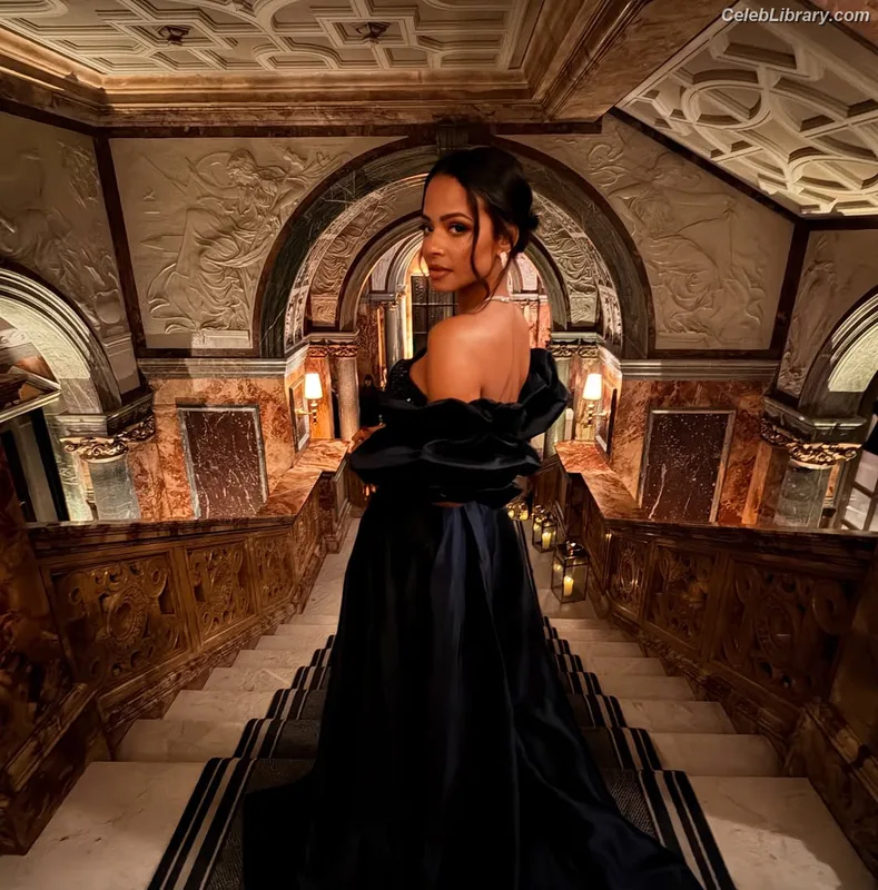 Christina Milian photo 9 of 360