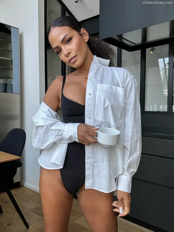 Christina Milian photo 14 of 360