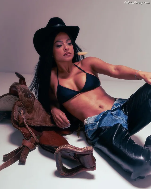 Christina Milian photo 24 of 360