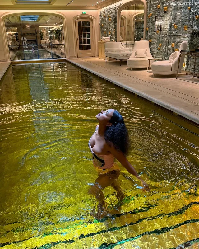 Christina Milian photo 5 of 360