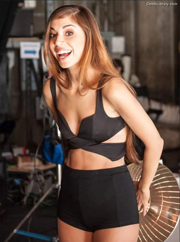 Christina Perri photo 15 of 31