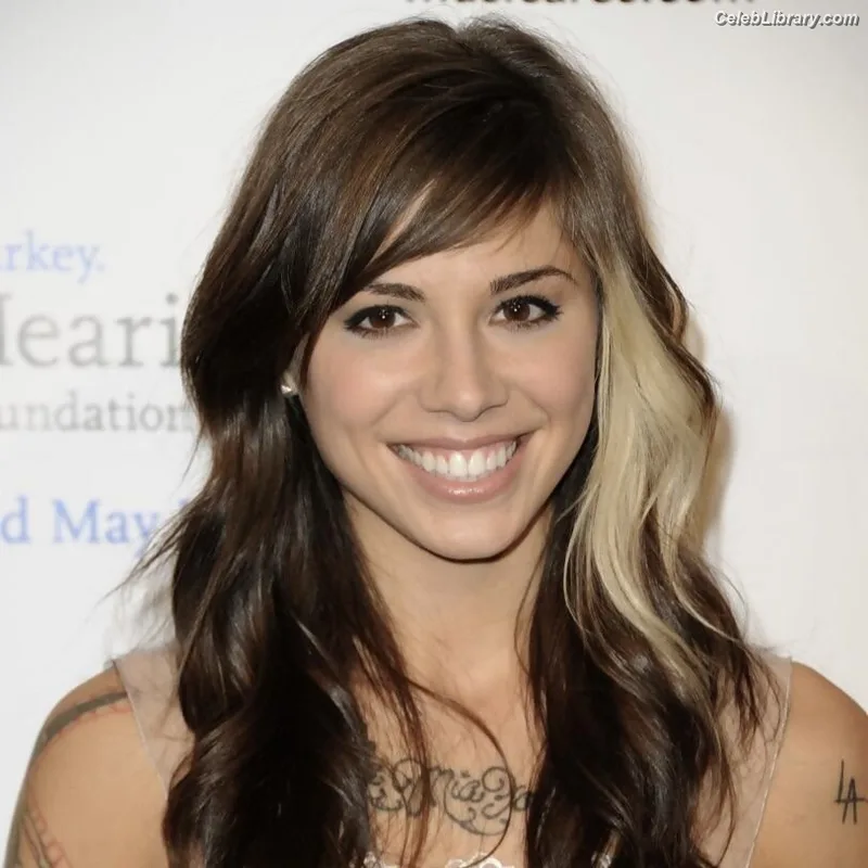 Christina Perri photo 21 of 31