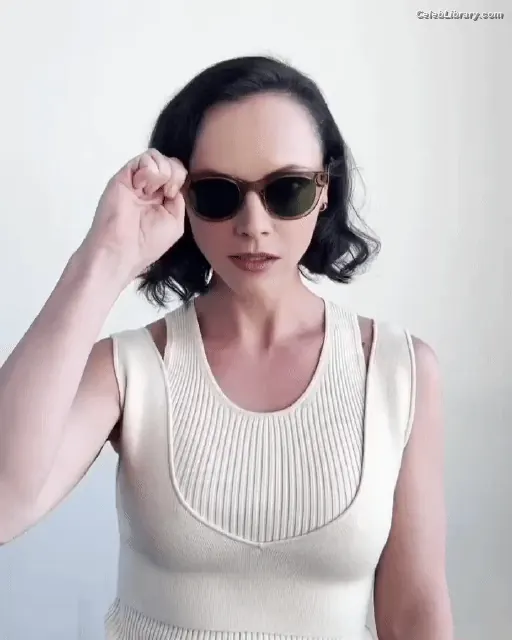 Christina Ricci photo 6 of 160