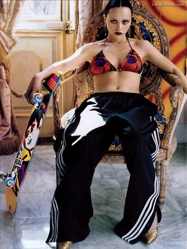 Christina Ricci photo 2 of 160