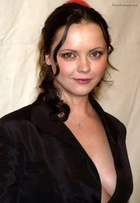 Christina Ricci photo 13 of 160
