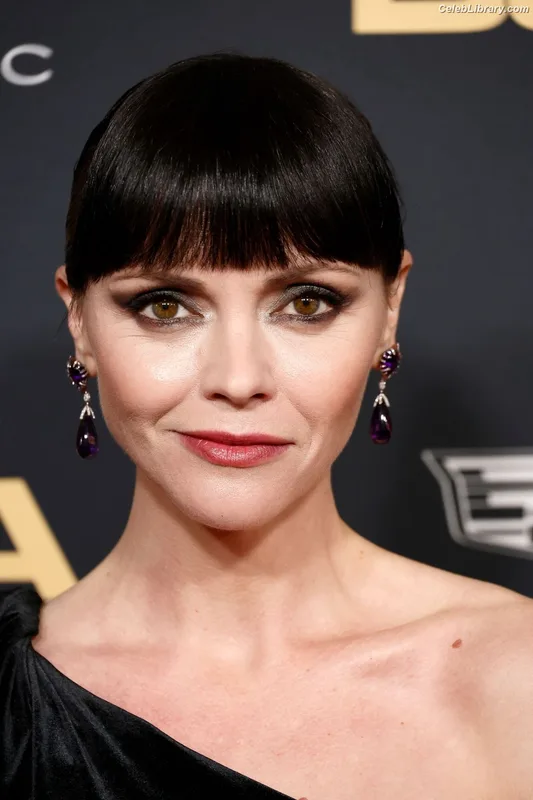 Christina Ricci photo 7 of 160