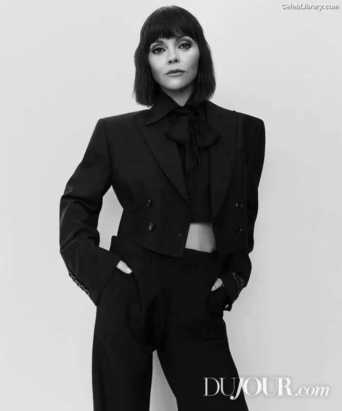 Christina Ricci photo 8 of 160