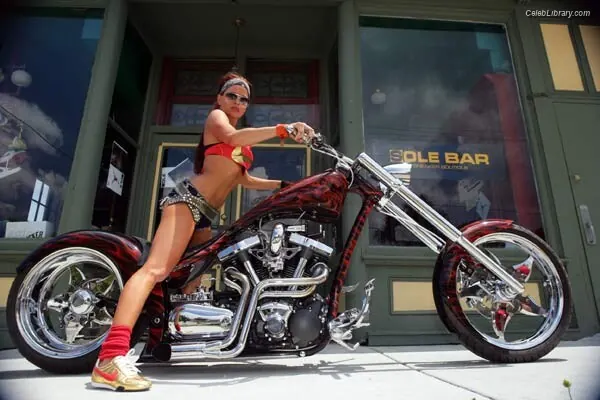 Christy Hemme photo 2 of 592