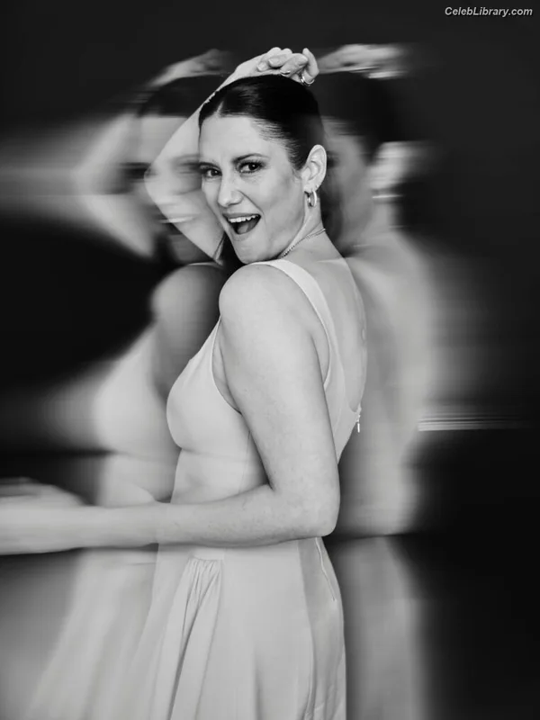 Chyler Leigh photo 20 of 128