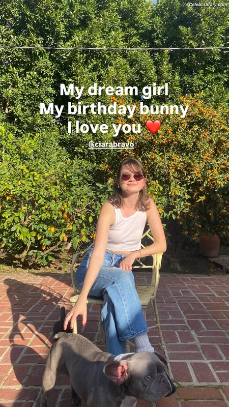 Ciara Bravo photo 7 of 126