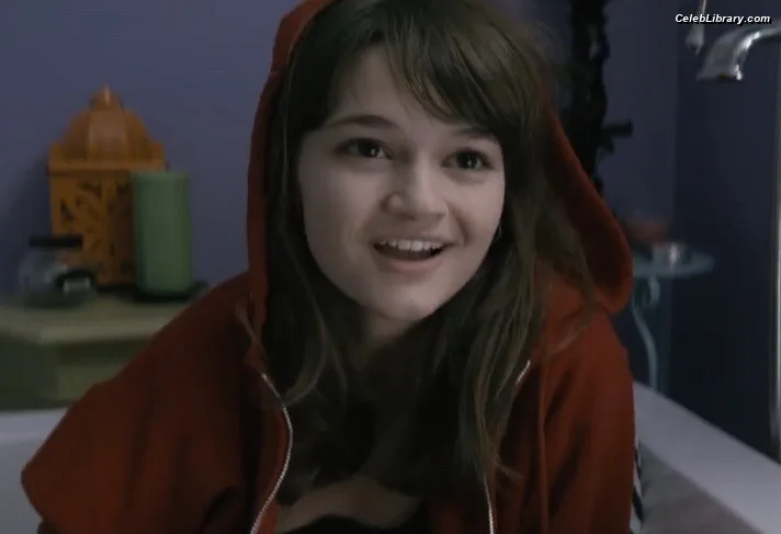 Ciara Bravo photo 9 of 126