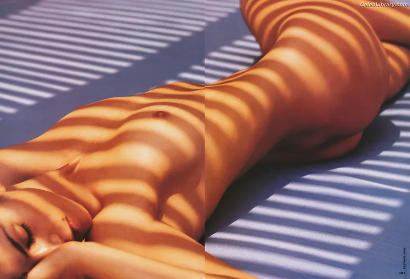 Cindy Crawford photo 22 of 117