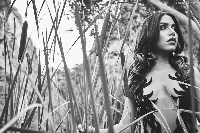 Cinthya Carmona photo 5 of 118