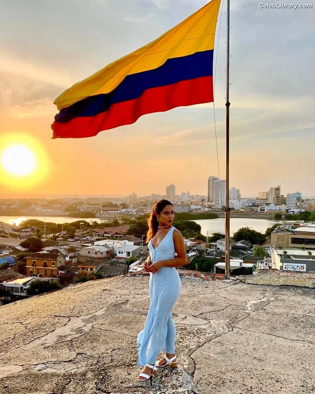 Cinthya Carmona photo 8 of 118