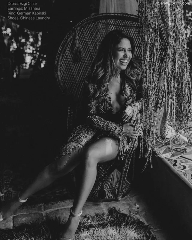 Cinthya Carmona photo 10 of 118