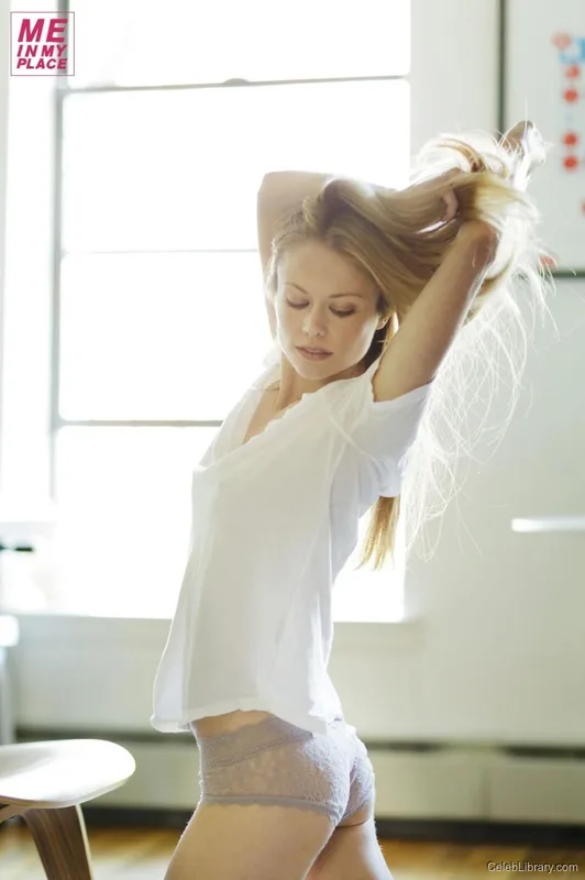 Claire Coffee photo 9 of 85