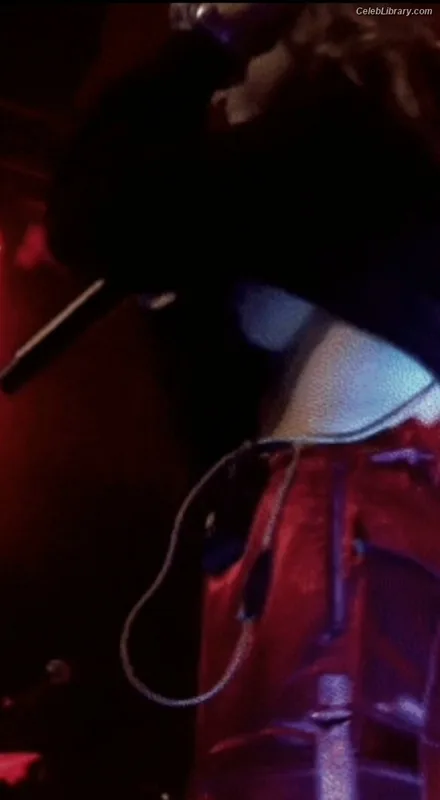 Claire Cottrill photo 20 of 549