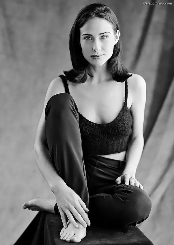 Claire Forlani photo 24 of 65