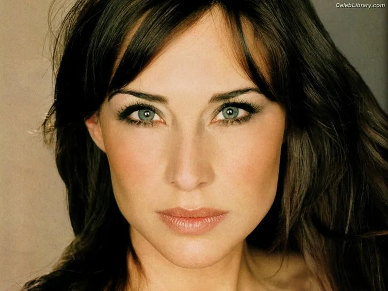 Claire Forlani photo 18 of 65