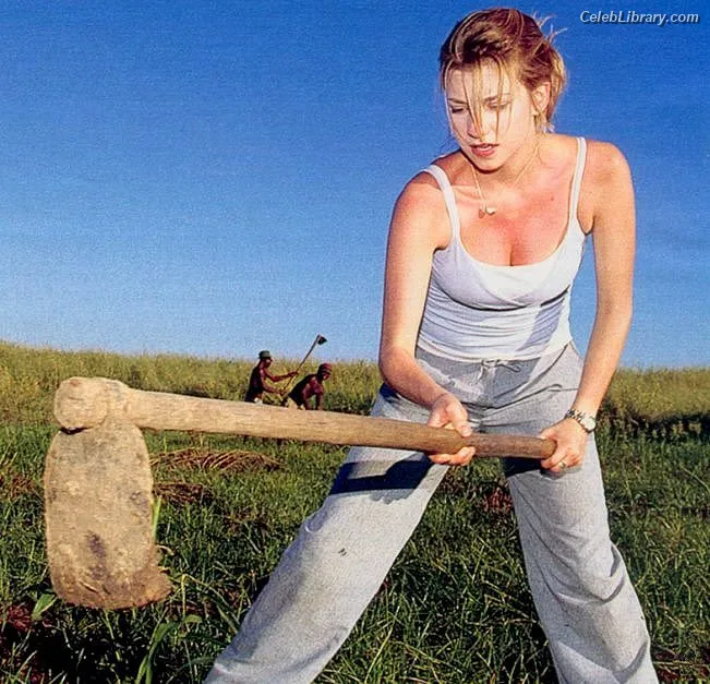 Claire Goose photo 14 of 41