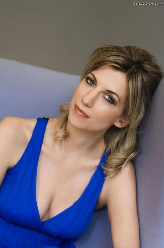 Claire Goose photo 16 of 41
