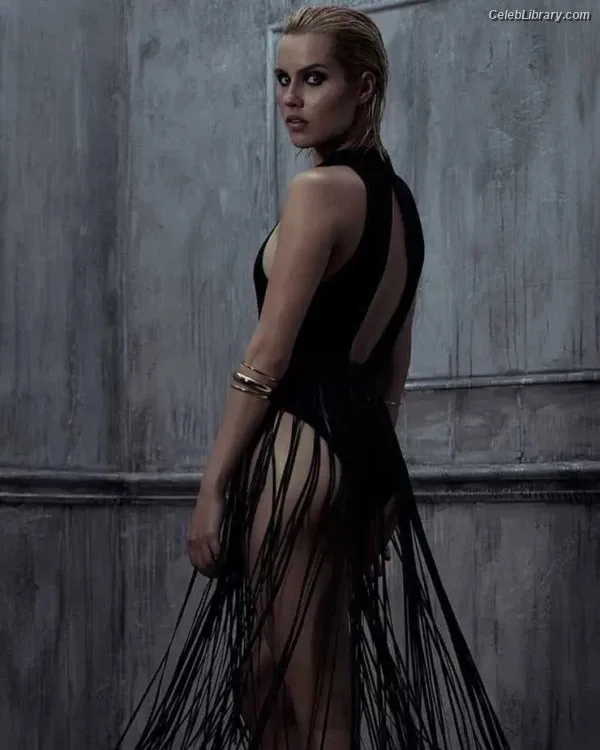 Claire Holt photo 6 of 127