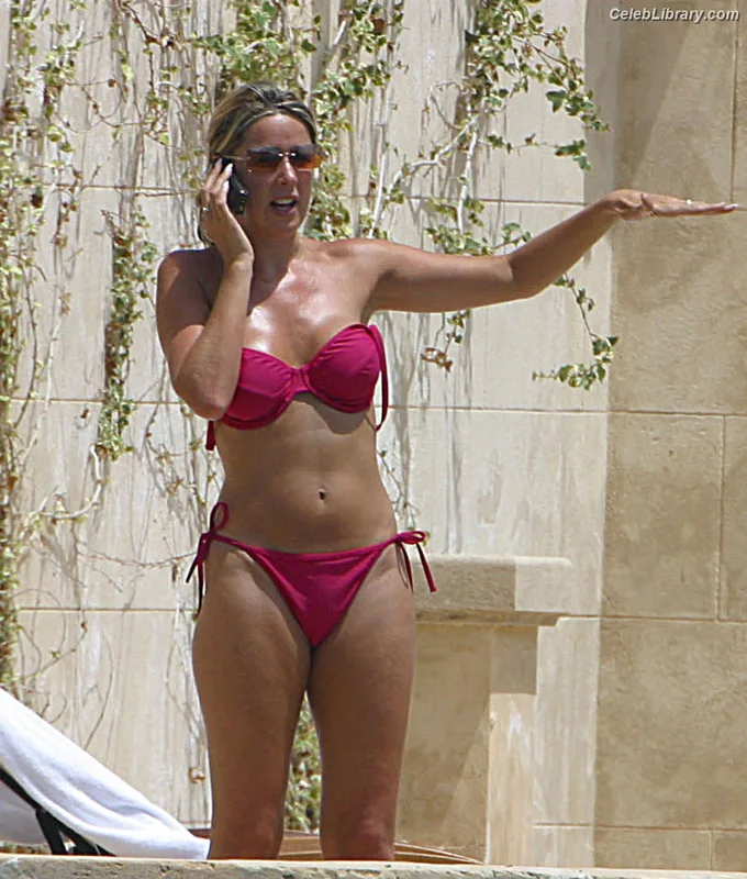 Claire Sweeney photo 12 of 33